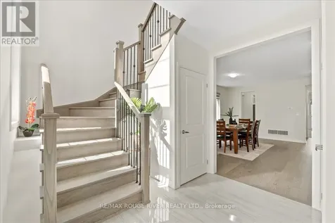 39 Armilia Place Whitby ON L1P 0P8