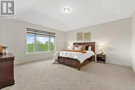39 Armilia Place Whitby ON L1P 0P8