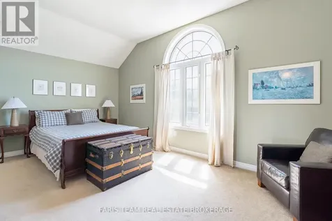 616 Glen Cedar Crescent Innisfil ON L9S 2J4