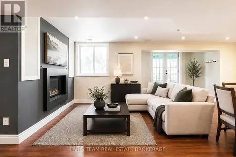 616 Glen Cedar Crescent Innisfil ON L9S 2J4