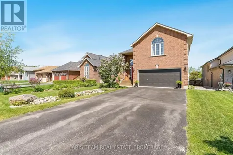 616 Glen Cedar Crescent Innisfil ON L9S 2J4