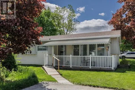 30 Flora Court Innisfil ON L9S 1R4