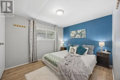 30 Flora Court Innisfil ON L9S 1R4