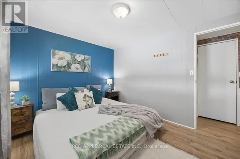 30 Flora Court Innisfil ON L9S 1R4