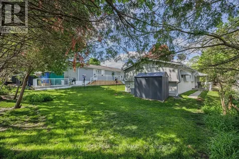 30 Flora Court Innisfil ON L9S 1R4