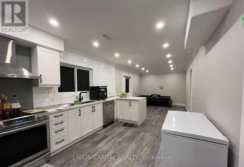 37 Roughley Street Bradford West Gwillimbury (bradford) ON L3Z 3B3