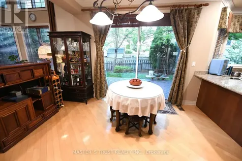 24 Majestic Drive Markham (berczy) ON L6C 2B1