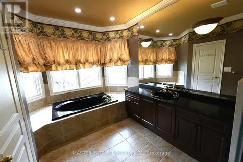 24 Majestic Drive Markham (berczy) ON L6C 2B1