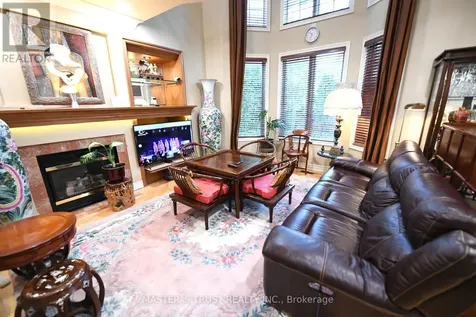 24 Majestic Drive Markham (berczy) ON L6C 2B1