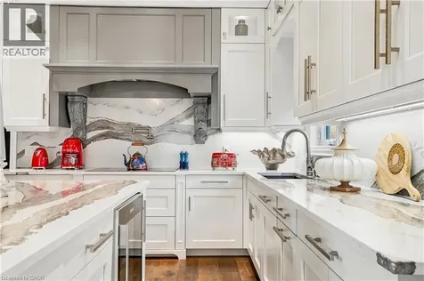 149 Miller Drive Ancaster ON L9G 4W2