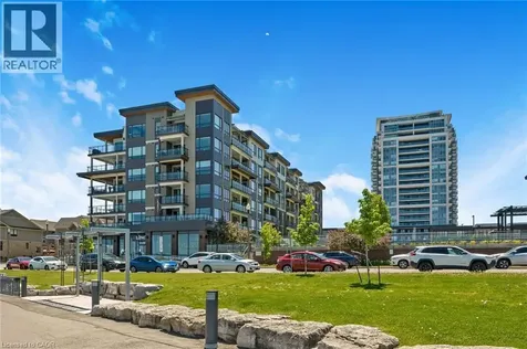 10 Esplanade Lane Grimsby ON L3M 0H1