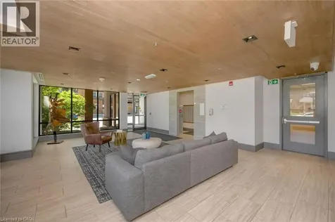 10 Esplanade Lane Grimsby ON L3M 0H1
