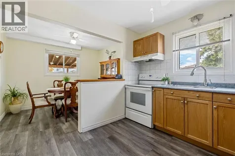 9 Cleveland Place Stoney Creek ON L8J 1M9