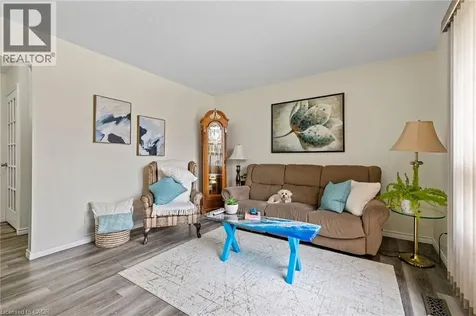 9 Cleveland Place Stoney Creek ON L8J 1M9