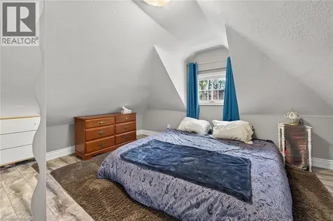 219 Hess Street South Hamilton ON L8P 3P3