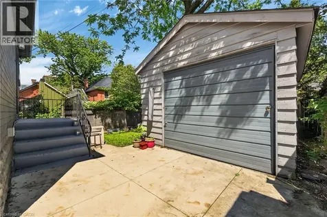 219 Hess Street South Hamilton ON L8P 3P3