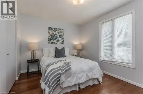 3125 Michael Crescent Burlington ON L7M 1V3