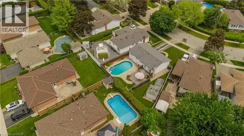 3125 Michael Crescent Burlington ON L7M 1V3