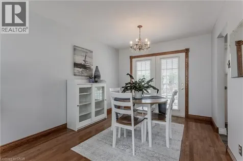 3125 Michael Crescent Burlington ON L7M 1V3