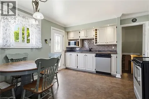 181 Bellingham Drive Hamilton ON L8V 4M7