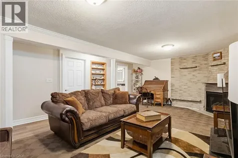 181 Bellingham Drive Hamilton ON L8V 4M7