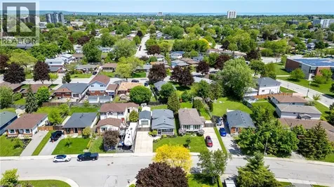 181 Bellingham Drive Hamilton ON L8V 4M7