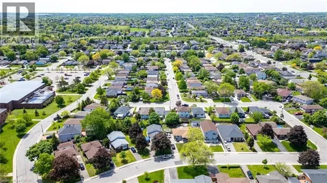181 Bellingham Drive Hamilton ON L8V 4M7