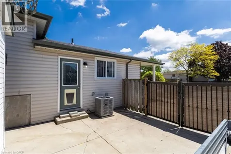 181 Bellingham Drive Hamilton ON L8V 4M7