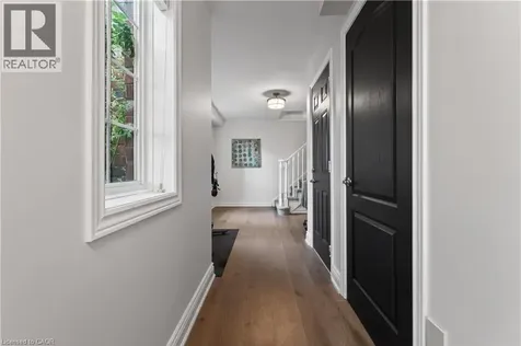 160 Truedell Circle Waterdown ON L8B 0T1