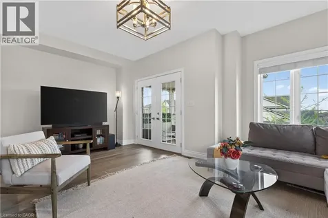 160 Truedell Circle Waterdown ON L8B 0T1