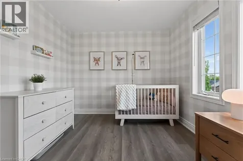 160 Truedell Circle Waterdown ON L8B 0T1