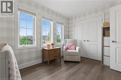 160 Truedell Circle Waterdown ON L8B 0T1