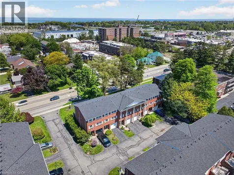 91 Livingston Avenue Grimsby ON L3M 1L4