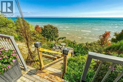 2023 Maple Boulevard Port Dover ON N0A 1N2