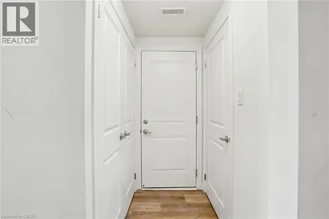 19 Roxanne Drive Hamilton ON L8H 0B6