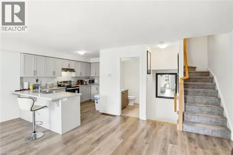 19 Roxanne Drive Hamilton ON L8H 0B6