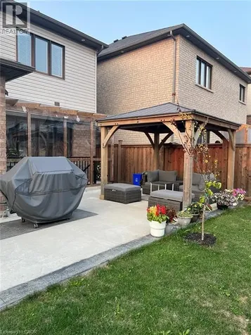 40 Pagebrook Crescent Stoney Creek ON L8J 0K7