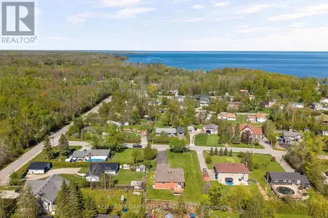 4 Campbell Avenue Oro-medonte ON L0L 1T0