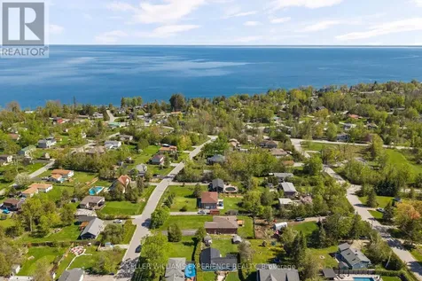 4 Campbell Avenue Oro-medonte ON L0L 1T0