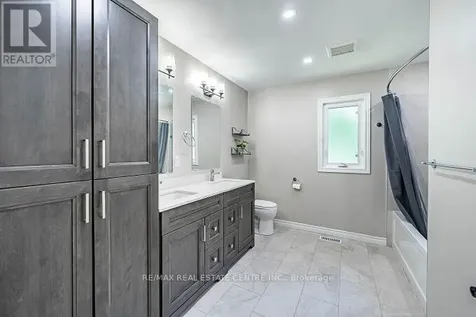 563 6th Concession Road West Hamilton ON L8B 1N2