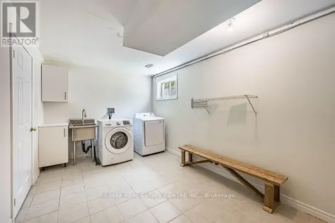 563 6th Concession Road West Hamilton ON L8B 1N2