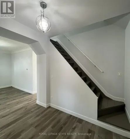 44 Madison Avenue Hamilton (gibson) ON L8L 5Y1