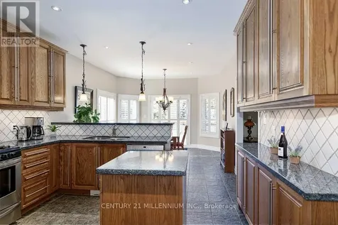 8 Castlewood Court Caledon ON L7K 0C1