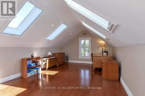 8 Castlewood Court Caledon ON L7K 0C1