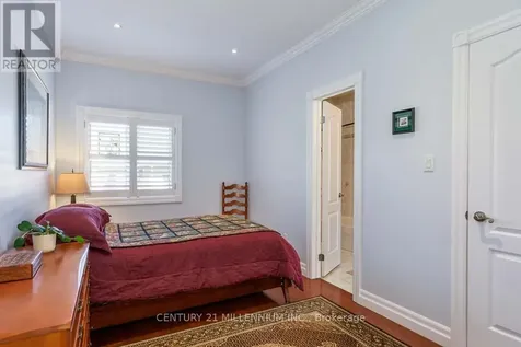 8 Castlewood Court Caledon ON L7K 0C1