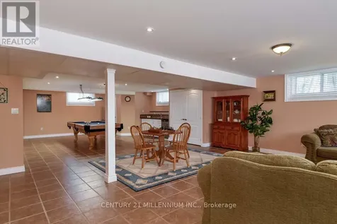 8 Castlewood Court Caledon ON L7K 0C1