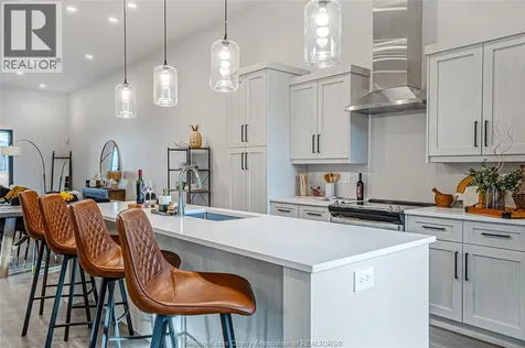 668 Lily Mac Boulevard Windsor ON N6E 3N7