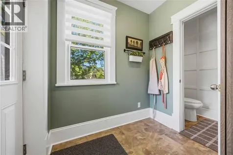 292 George Street Sarnia ON N7T 4P4