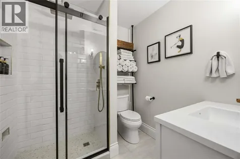 292 George Street Sarnia ON N7T 4P4