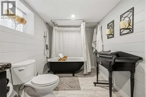 292 George Street Sarnia ON N7T 4P4